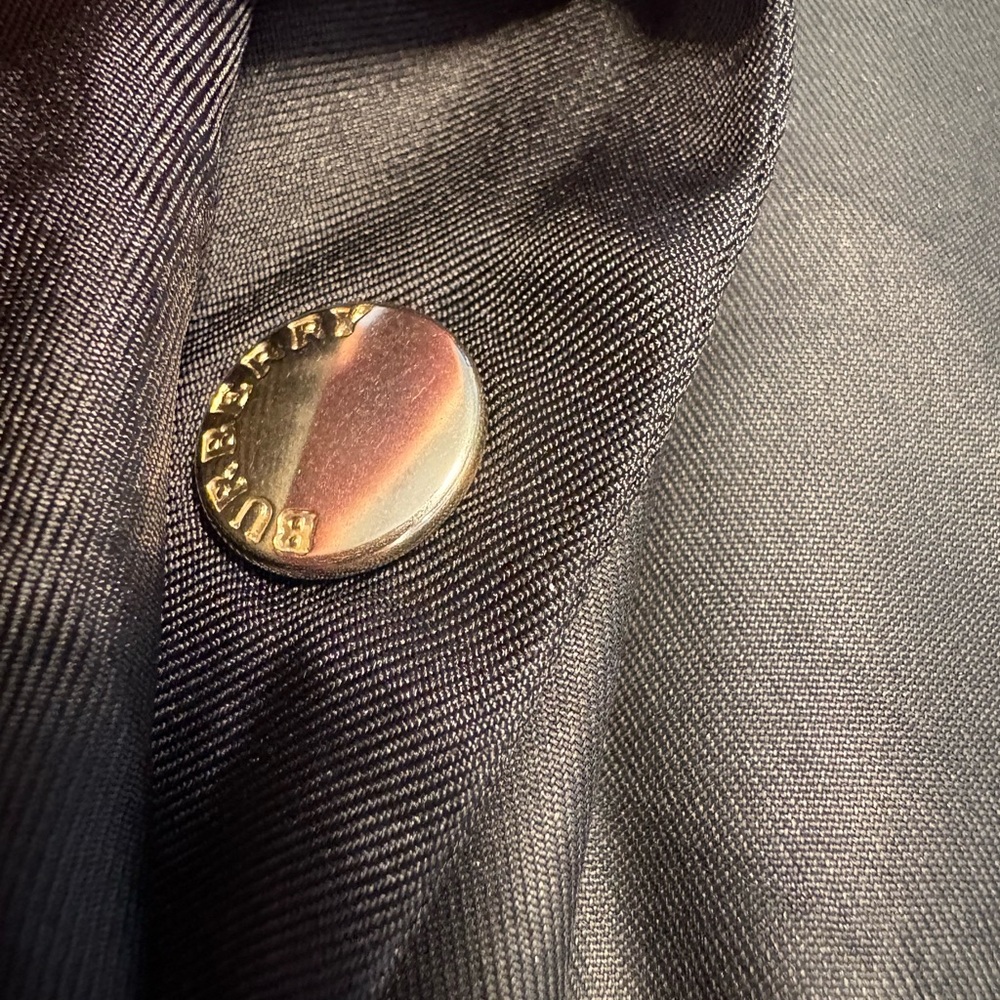 Burberry Lightweight Silk Jacket - Picture 7 of 8